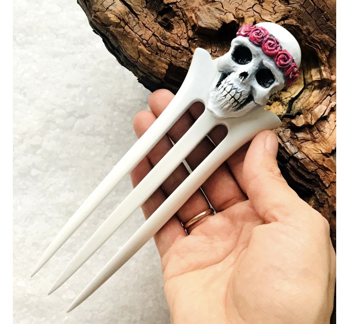 Carved wooden hair fork with Skull, Gothic hair stick