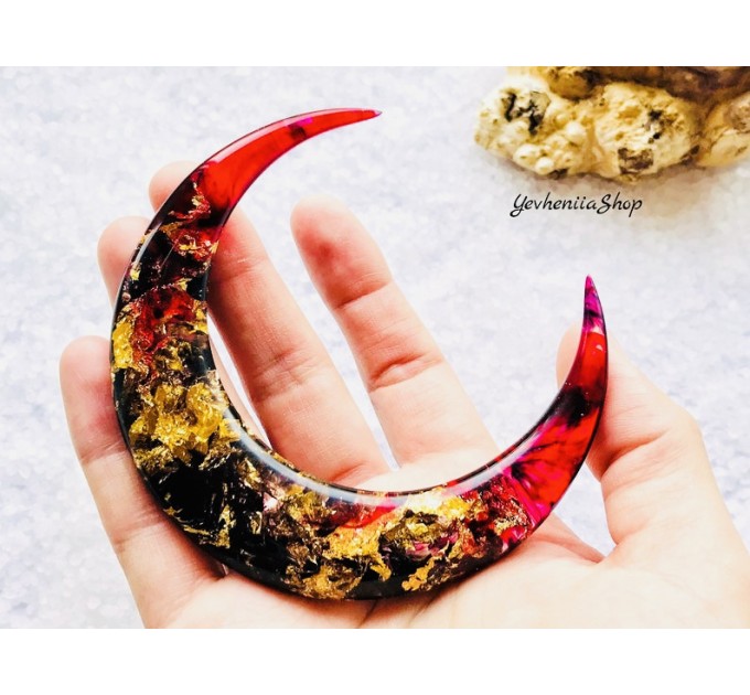 Gothic Crescent, Crescent hair stick with red and black resin