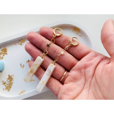 Dangle white earrings with gold foil 