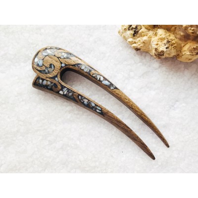 Wooden hair fork with gray stones