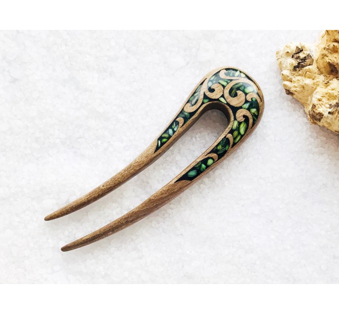 Wooden hair fork with green stones 