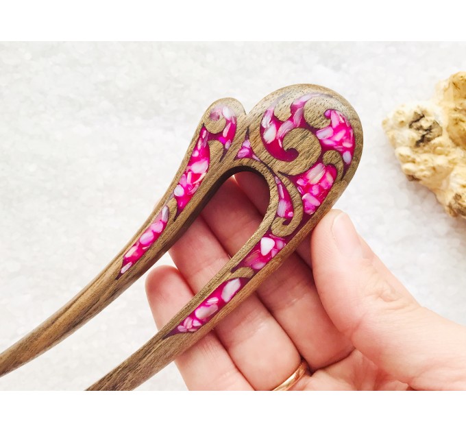 Wooden hair fork with pink stones 