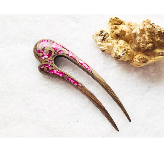 Wooden hair fork with pink stones 