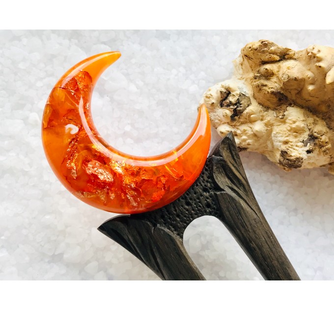 Wooden hair fork with orange crescent 