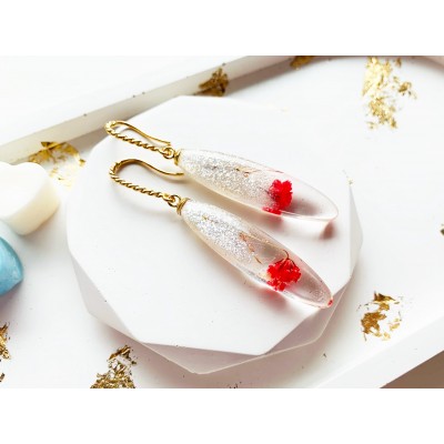 Earrings with red flower 