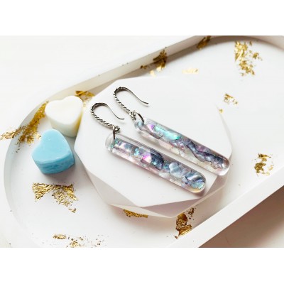 Earrings with seashells 